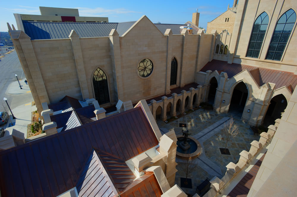 University of Notre Dame: Jenkins & Nanovic Halls